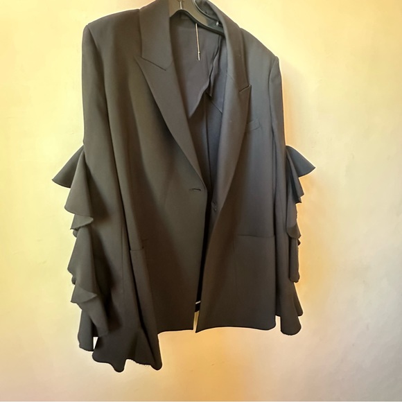 NWT Ellery Gold Band Ruffle Sleeve Jacket - Picture 2 of 11